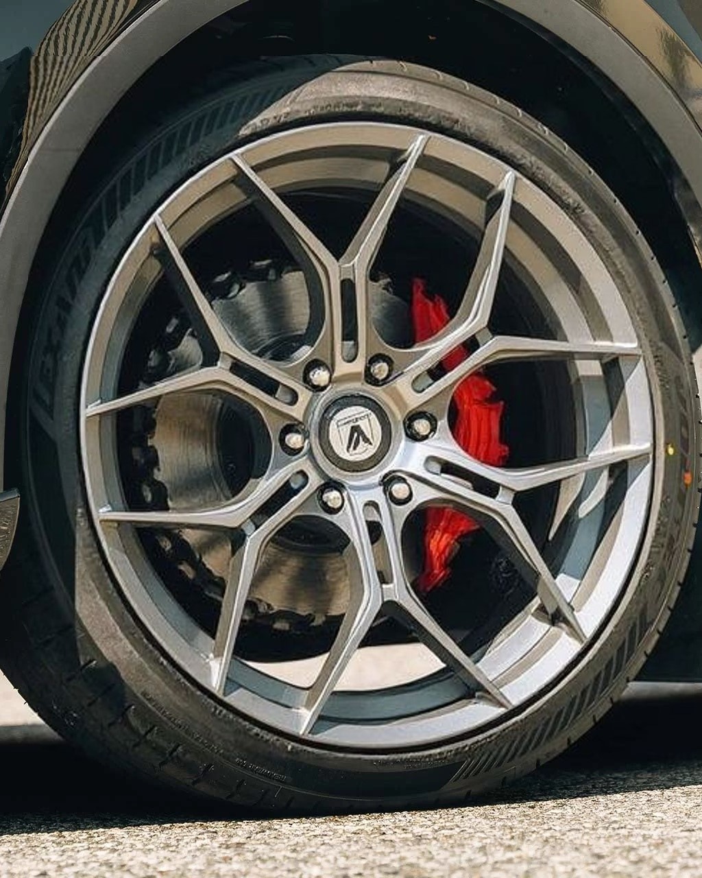 Wheel visualizer result 7 — AI-generated wheel swap by Rollers